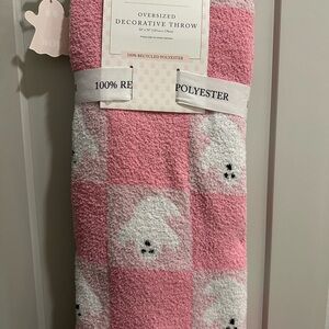 Viral Halloween Ghost Blanket